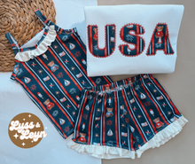 Load image into Gallery viewer, Lace USA appliqué tee
